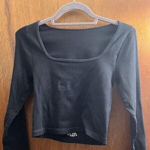 long sleeve ribbed crop tops